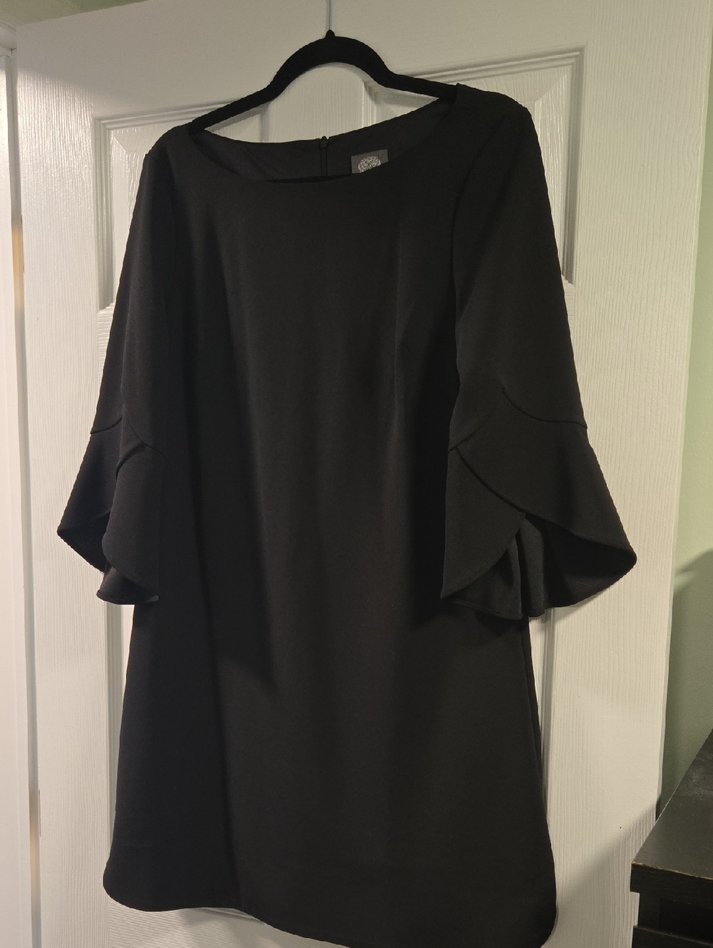Vince Camuto Size 10 Elegant Black Tulip Three Quartee Sleeve Mini Shift Dress